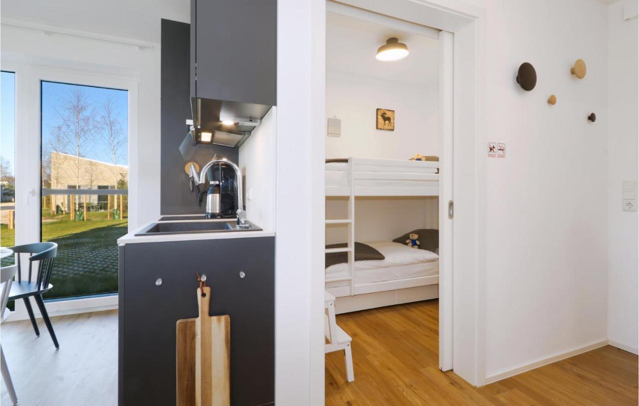 Beach Front Apartment In Lembruch-Duemmer See Екстериор снимка