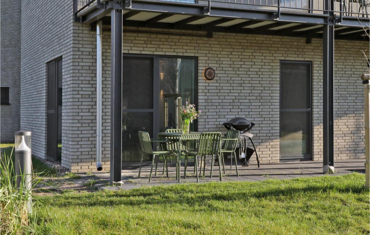 Beach Front Apartment In Lembruch-Duemmer See Екстериор снимка