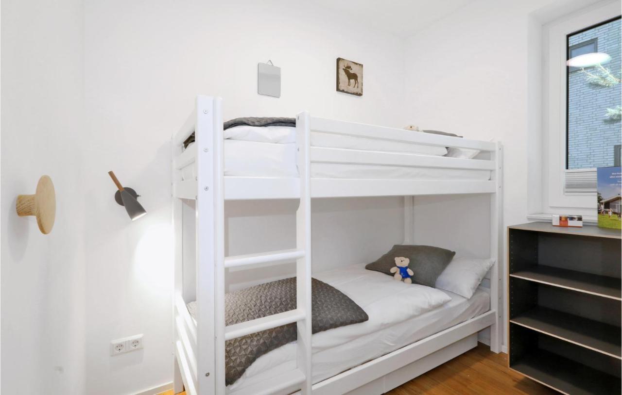 Beach Front Apartment In Lembruch-Duemmer See Екстериор снимка